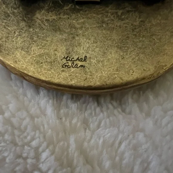 Michal Golan Brooch Pendant 24K Gold Electroplate - Picture 5 of 5